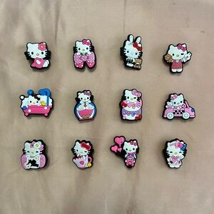 X12 CROCS Hello Kitty Charms 🎀